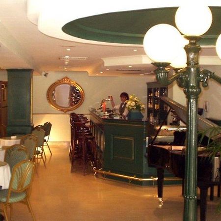 The Crown Hotel Buġibba Ngoại thất bức ảnh